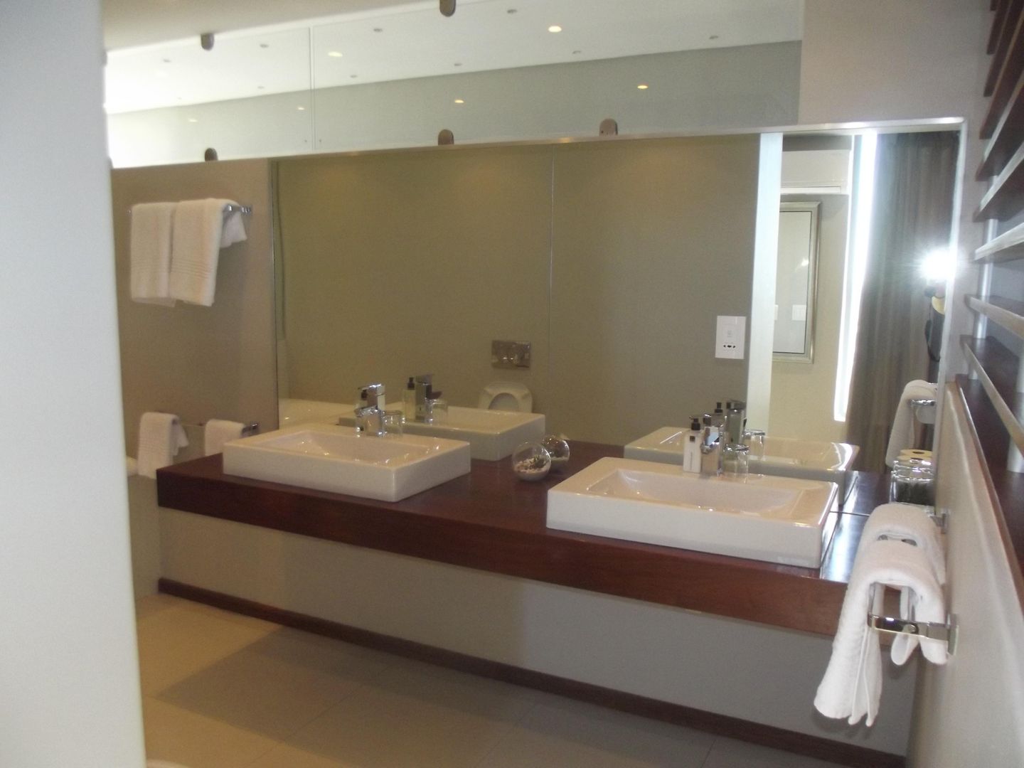 4 Bedroom Property for Sale in Bloubergrant Western Cape